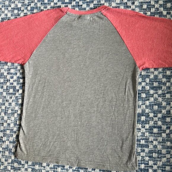 Urban Smalls 6T Grey & Salmon Pink Jersey T-shirt Cousins Because… - Picture 4 of 4